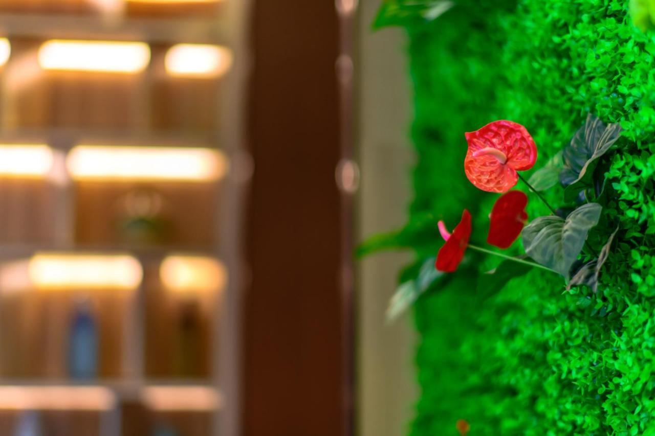 Ramada Encore By Wyndham Guangzhou Panyu Екстериор снимка